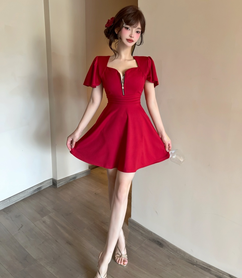 Sexy zip decoration short sleeve pinched waist dress