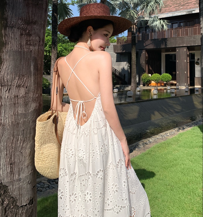 Vacation sexy halter embroidery sling hollow dress