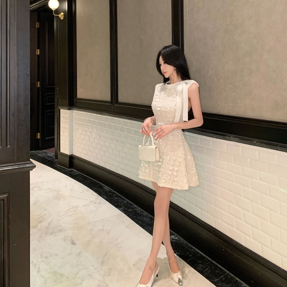 Ladies sleeveless temperament frenum light luxury dress