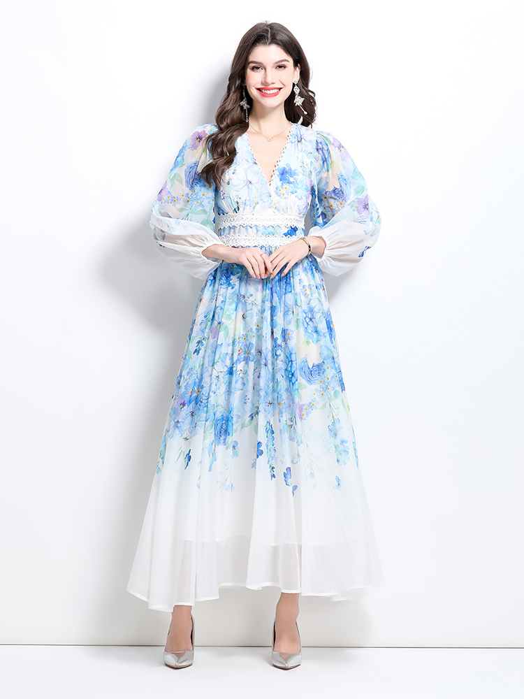 Spring and summer vacation painting flowers long dress