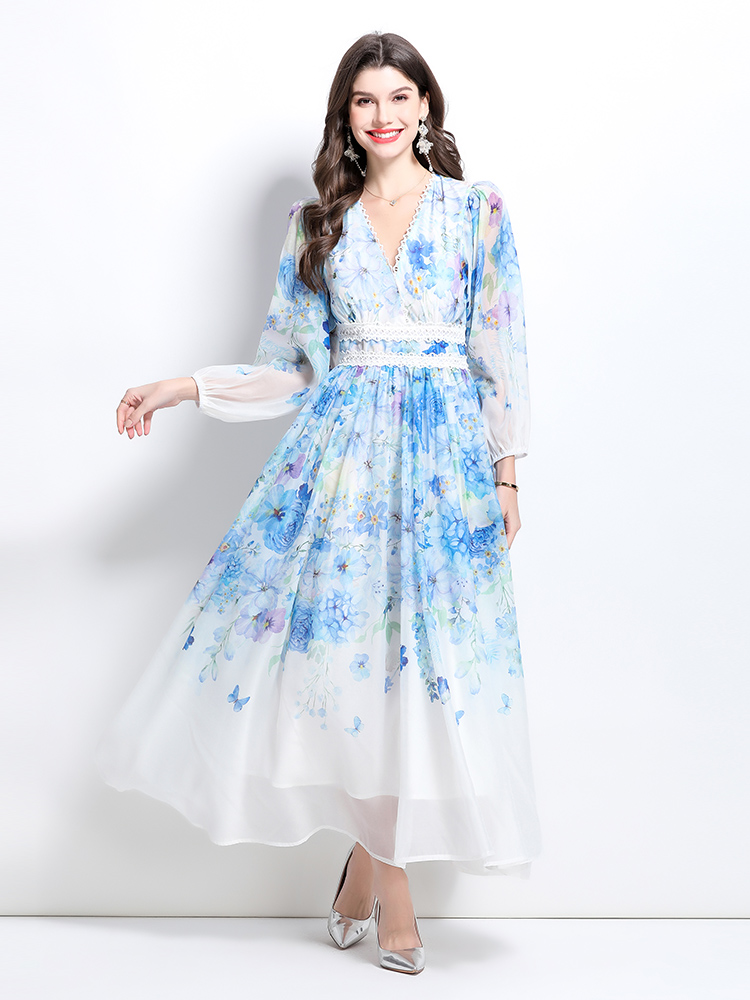 Spring and summer vacation painting flowers long dress