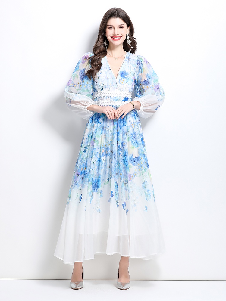 Spring and summer vacation painting flowers long dress