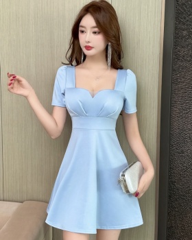 A-line big skirt low-cut sexy short sleeve dress