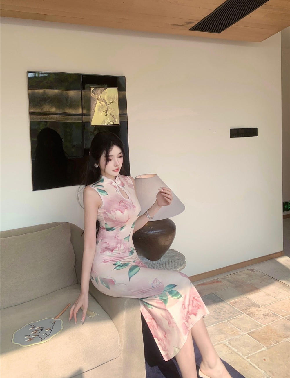 Maiden split sleeveless dress Chinese style sexy cheongsam