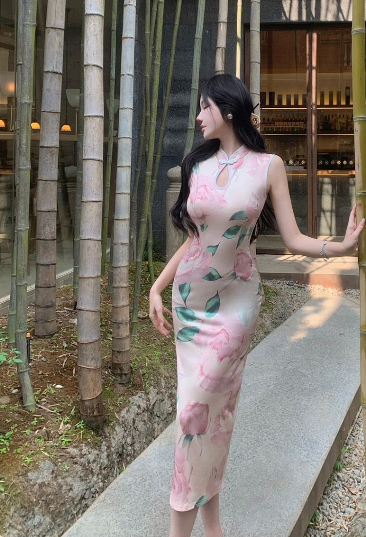 Maiden split sleeveless dress Chinese style sexy cheongsam