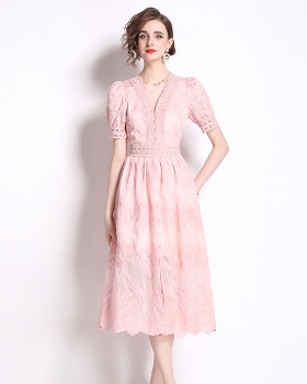 Slim V-neck lace temperament embroidered dress