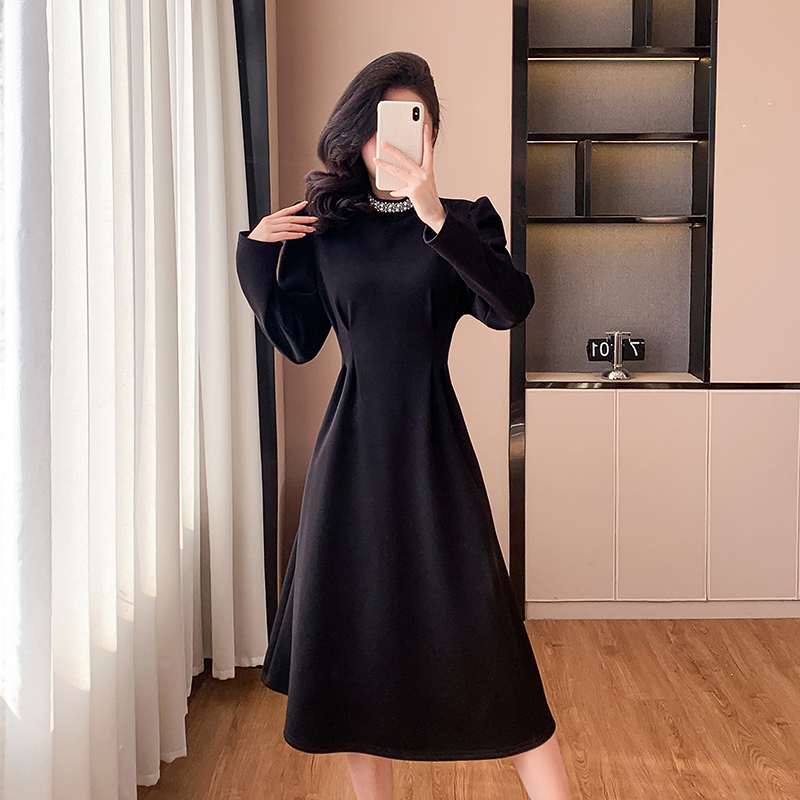 Long sleeve temperament long dress Hepburn style dress