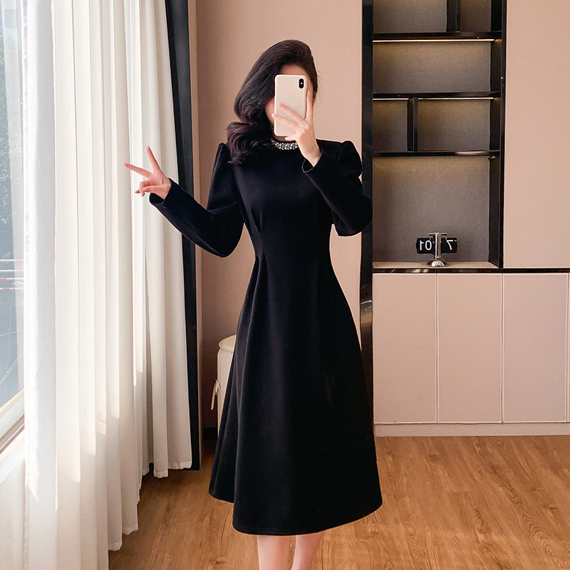 Long sleeve temperament long dress Hepburn style dress