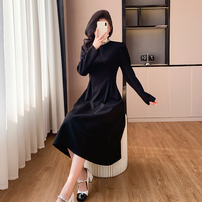 Long sleeve temperament long dress Hepburn style dress