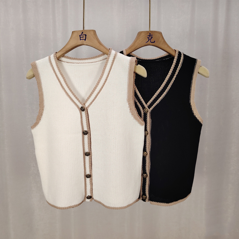 Retro vest outside the ride tops for women