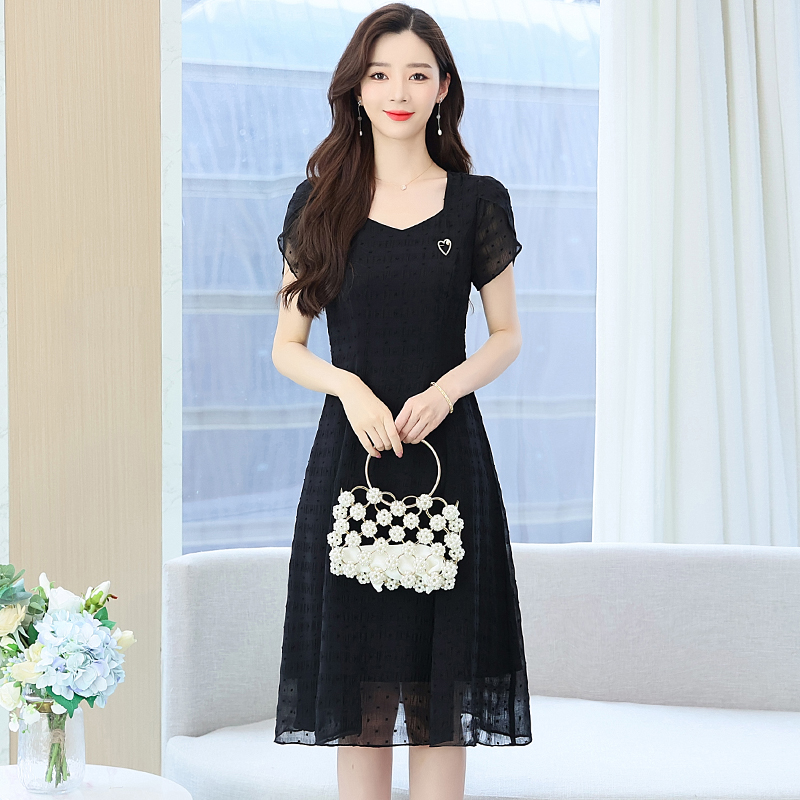 Summer chiffon Western style light luxury dress for women