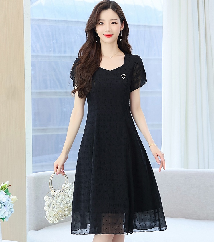 Summer chiffon Western style light luxury dress for women