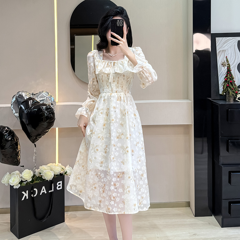 Puff sleeve lotus leaf edges France style floral dress