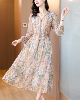 Thin slim floral spring and summer dress