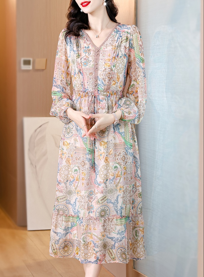 Thin slim floral spring and summer dress