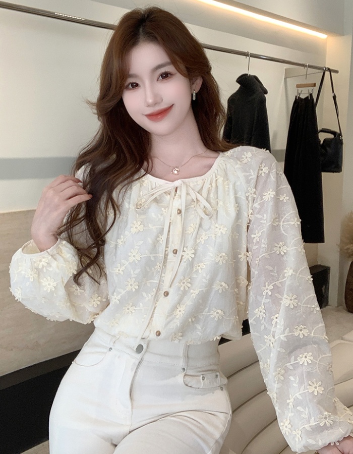 Round neck stereoscopic small shirt spring tops for women