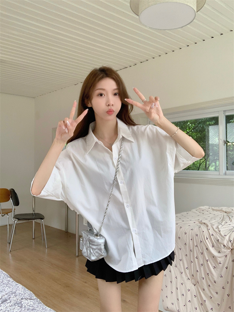 Niche summer shirt loose unique small shirt