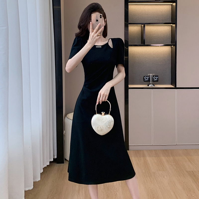 Pinched waist long Hepburn style slim fashion hollow dress