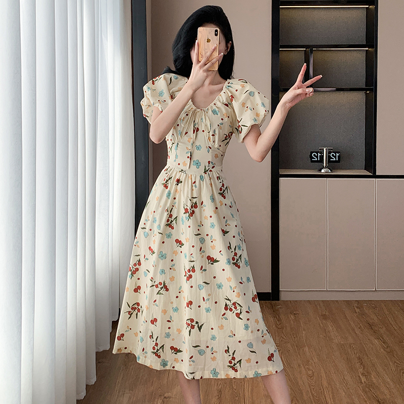 V-neck floral summer dress temperament sweet long dress