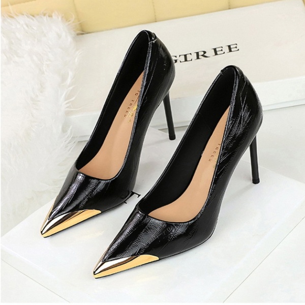 Pointed metal decoration high-heeled shoes high-heeled shoes