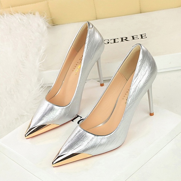 Pointed metal decoration high-heeled shoes high-heeled shoes