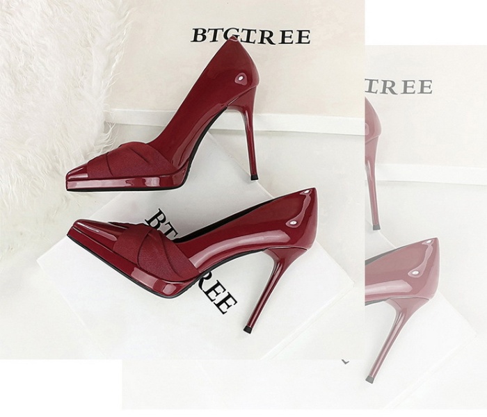 Low bow high-heeled shoes European style shoes