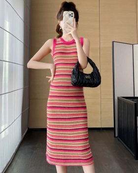 Sleeveless long dress knitted sleeveless dress