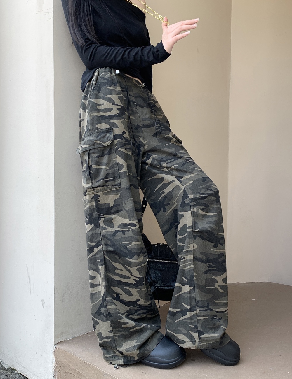 Drawstring wide leg camouflage mopping work pants for women