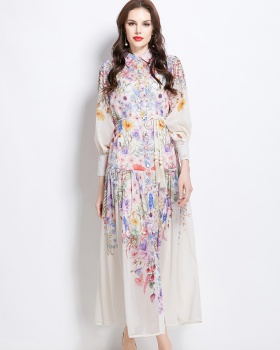 Retro lantern sleeve spring and summer lapel dress