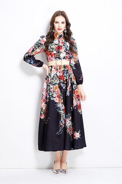 Vacation painting spring and summer long flowers dress