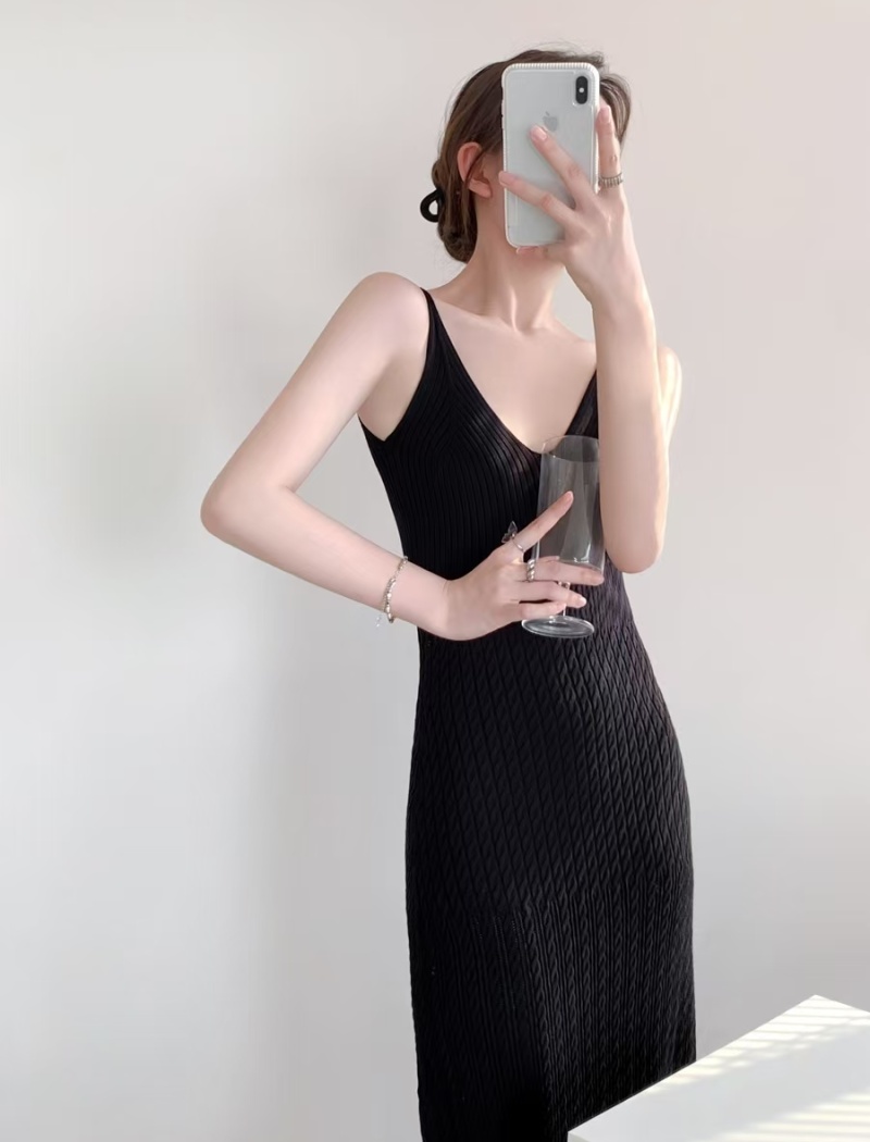 Simple slim V-neck pure sexy sling summer dress