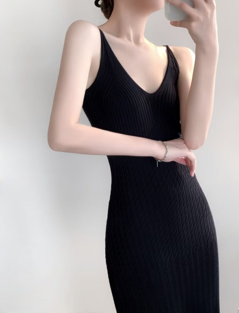 Simple slim V-neck pure sexy sling summer dress