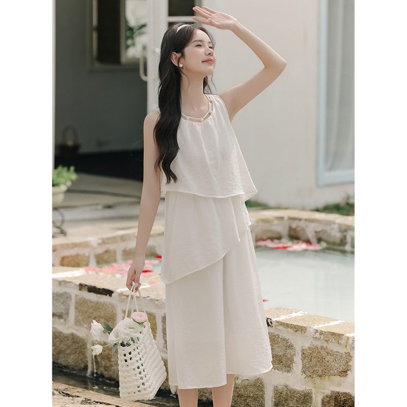 Temperament light color dress spring sleeveless vest