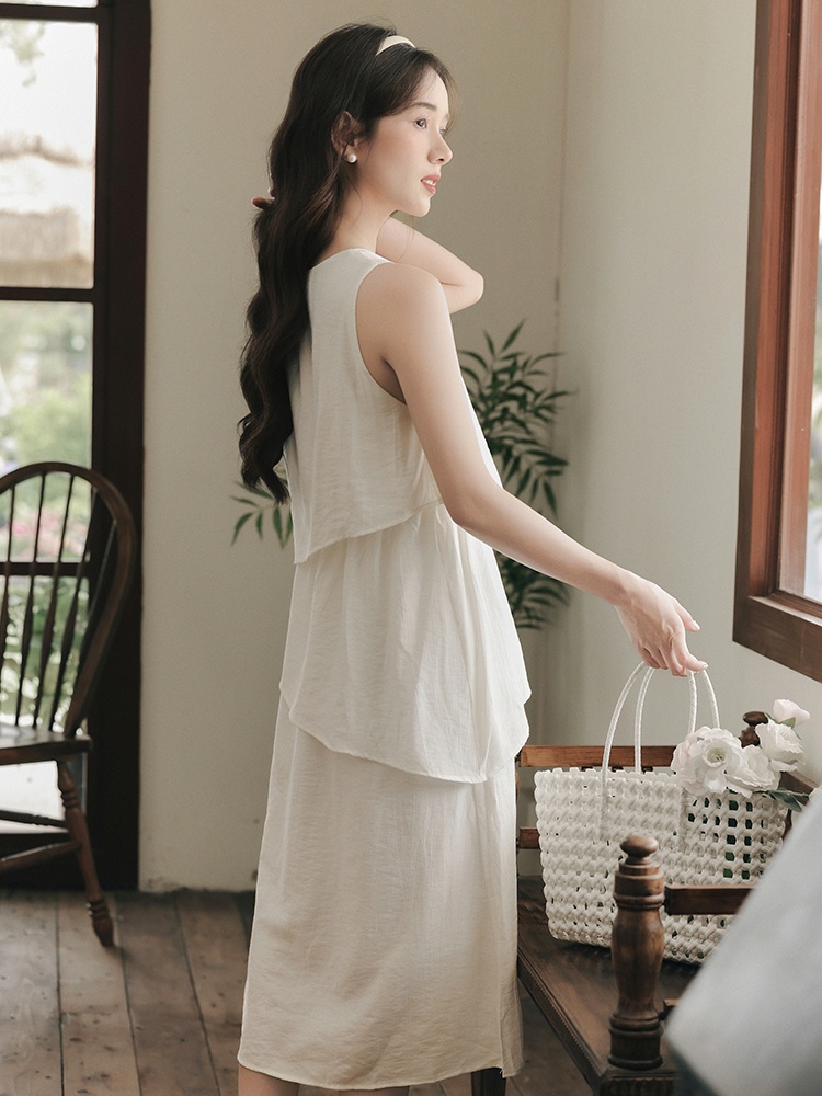 Temperament light color dress spring sleeveless vest