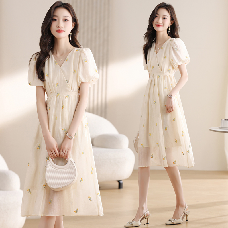 Puff sleeve temperament frenum floral dress for women