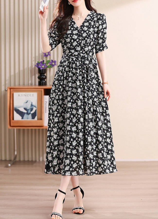 V-neck Cover belly temperament floral retro dress for women