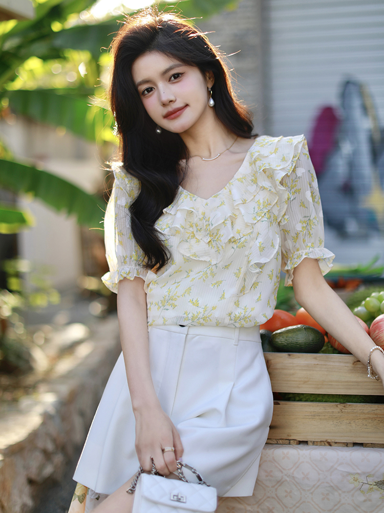 Lotus leaf edges tops V-neck chiffon shirt for women