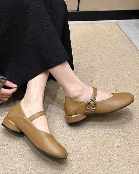 Small low flattie France style leather shoes for women