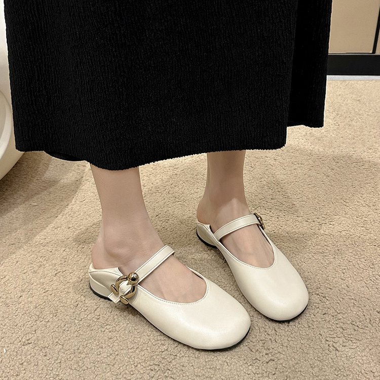 Small low flattie France style leather shoes for women