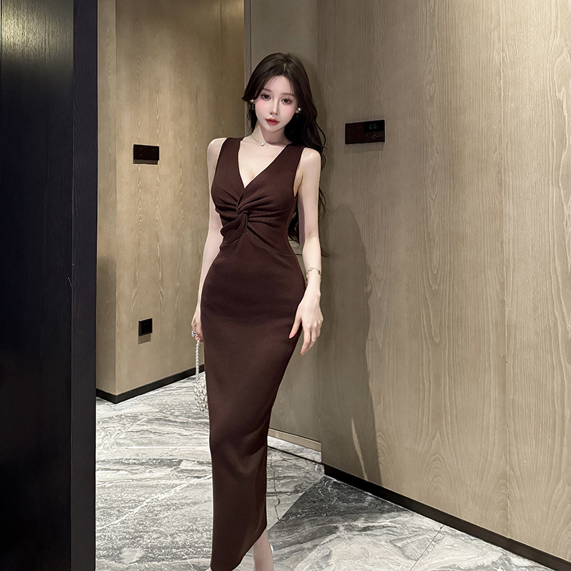 Spring and summer temperament V-neck knitted cross slim dress