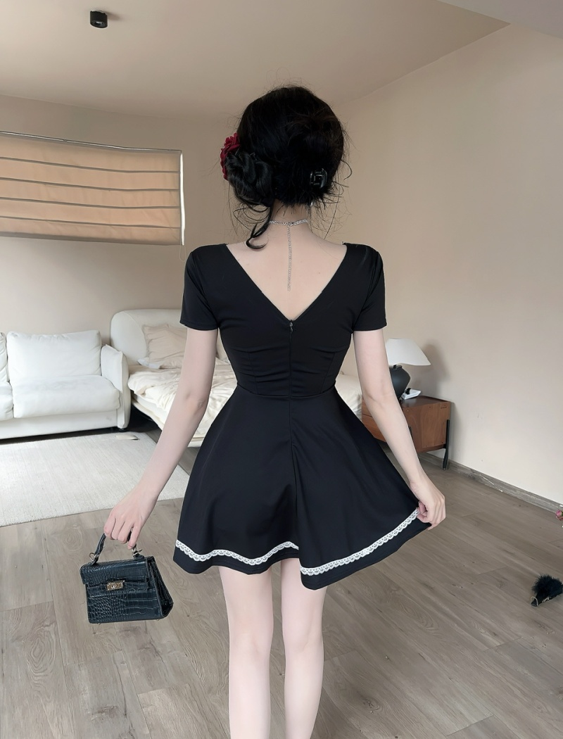 Short big skirt splice stripe sexy dress