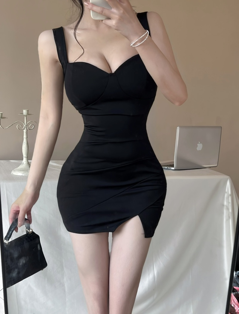 Low-cut sexy short vest package hip bottoming dress