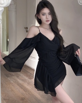 Slim long sleeve short chiffon sling dress