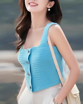 Knitted sleeveless summer vest