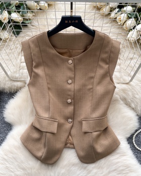 Pinched waist coat round neck waistcoat for women