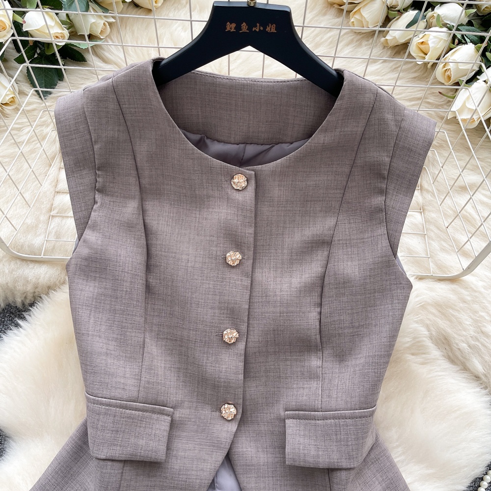 Pinched waist coat round neck waistcoat for women