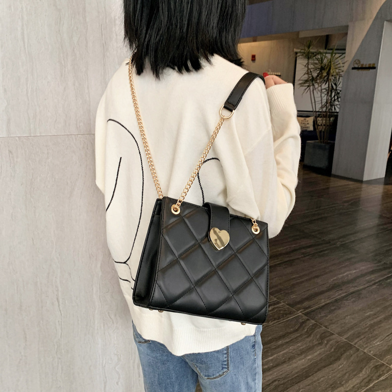 High capacity fashion shoulder bag red bag for women