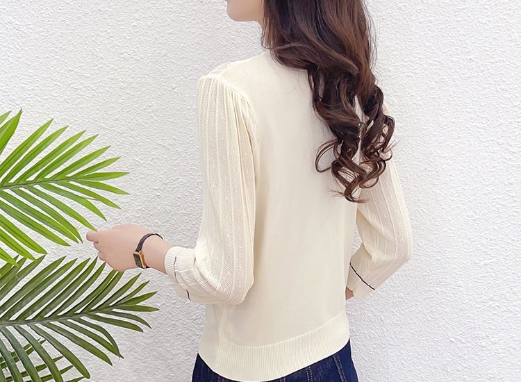 Thin spring tops V-neck short sleeve bottoming shirt