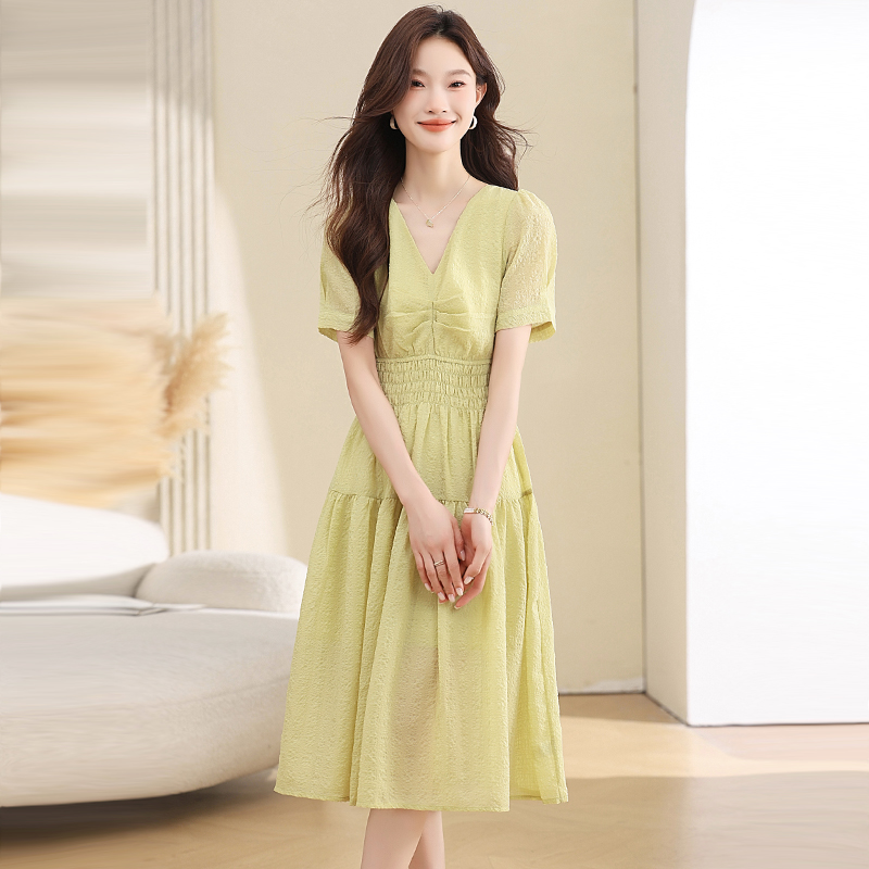 Green Casual temperament tender lady V-neck dress for women