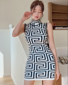 Geometry summer T-back pattern dress for women